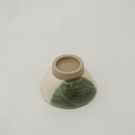ご飯茶碗（豆　口径約10.6cm・高さ約6cm）緑掛け流し／ぼたん刷毛目　（09）
