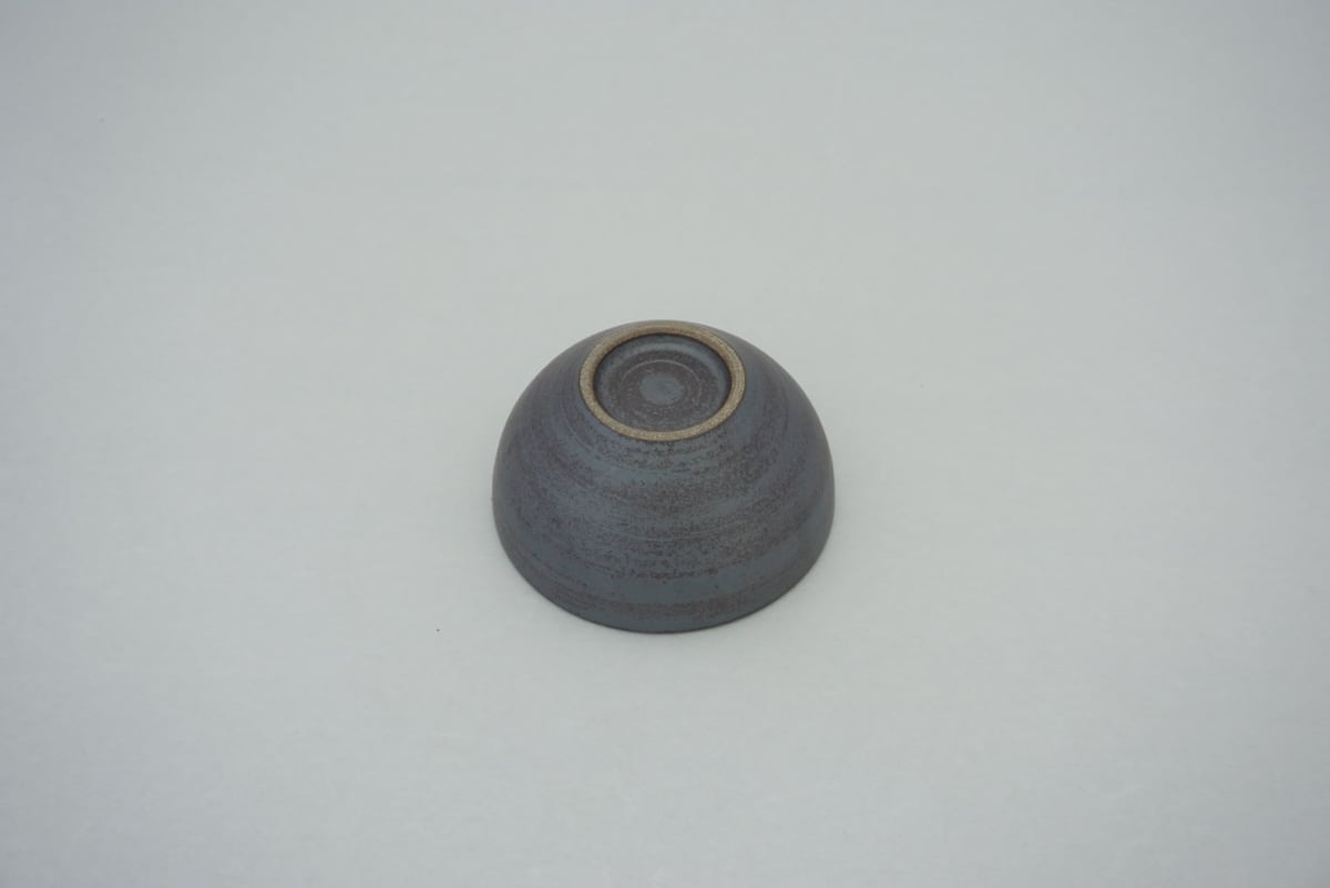 ボウル（4寸／約12cm）呉須・外鉄 （05） | 出西窯 on-line STORE