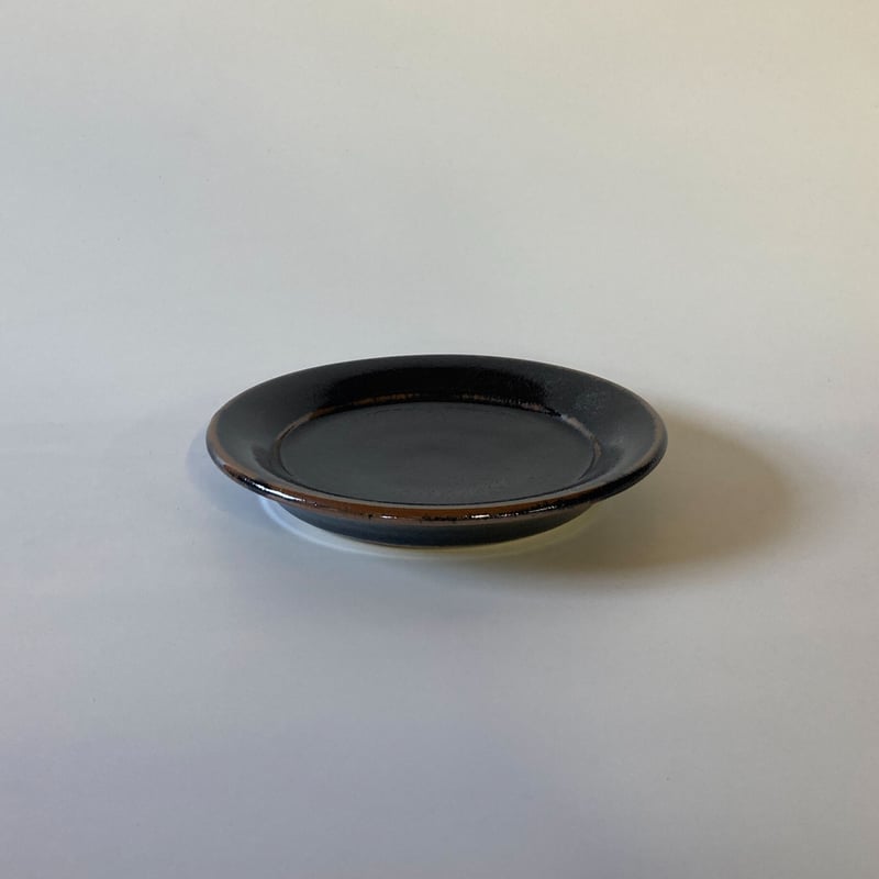 縁付平皿（6寸／約18㎝）黒 （12） | 出西窯 on-line STORE