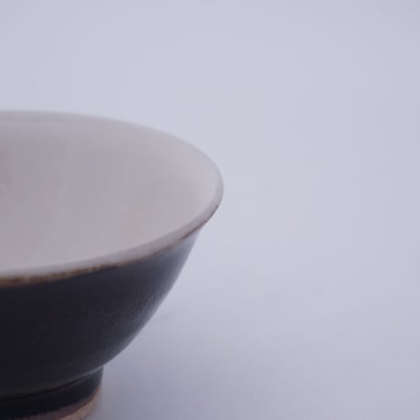 ご飯茶碗（小　口径約11.5cm・高さ約6cm）黒　（08）