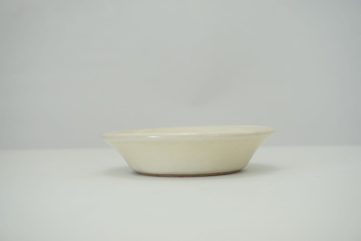 縁付平皿（3.5寸／約10.5㎝）白 （08） | 出西窯 on-line STORE