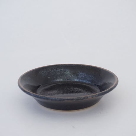 縁付平皿（5寸／約15㎝）黒　（08）