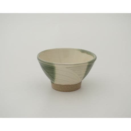 ご飯茶碗（豆　口径約10.6cm・高さ約6cm）緑掛け流し／ぼたん刷毛目　（09）