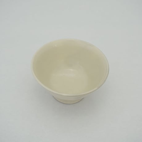ご飯茶碗 （大　口径約12.5cm・高さ約6.5cm）白　（08）