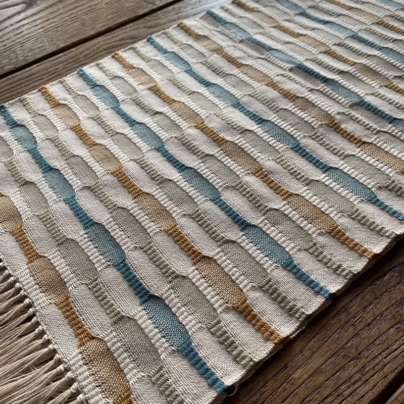 やまもも染 市松織 テーブルランナー(約28cm×120cm) ベージュ地 緑×茶