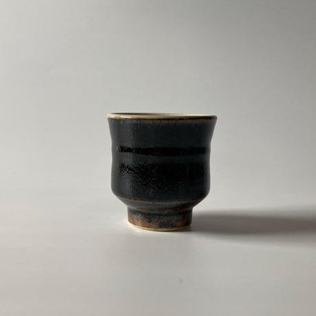 湯呑（小） 黒／胴紐　（01）