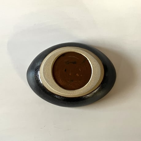ロクロ楕円深皿（6寸／約22cm×15.5cm）  黒　（03）