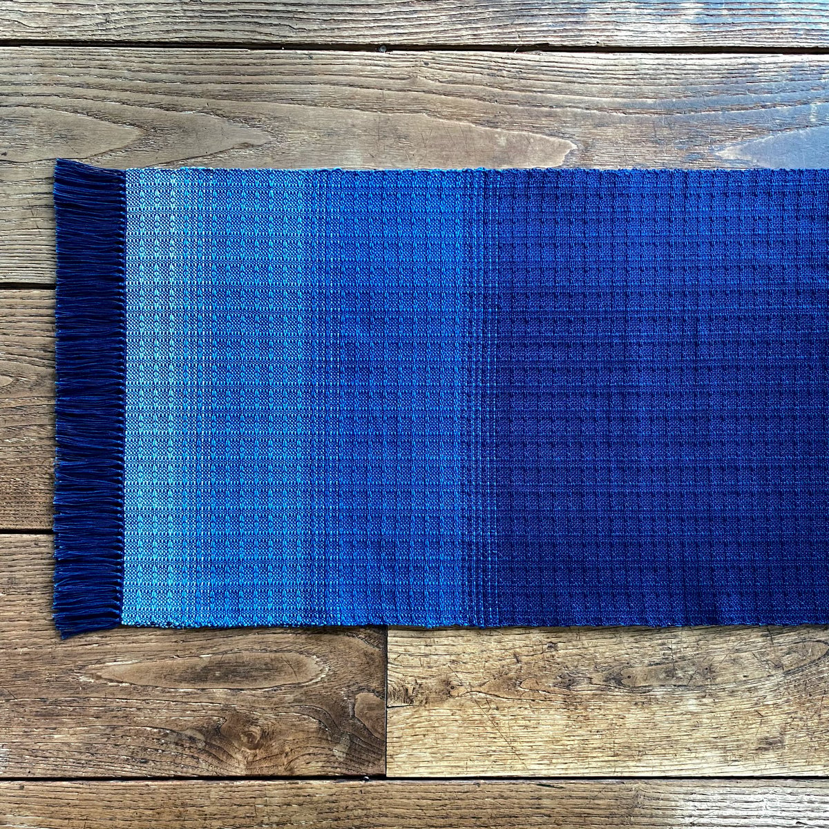 特価】 テーブルランナー(B)／手織り、本藍染め テーブル用品 