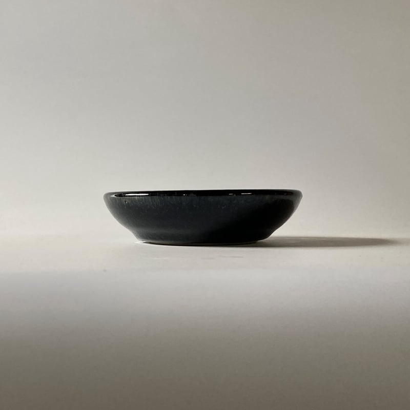 皿飾り　新品未使用　黒 2e3503e5092cbb7a1c9522f6c79619