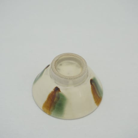 ご飯茶碗（大　口径約12.5cm・高さ約6.5cm）三彩　（08）