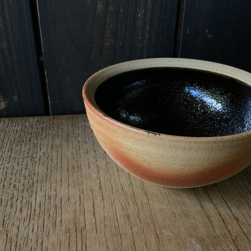 ボウル（4寸／約12cm）黒・外焼締め （05） | 出西窯 on-line STORE