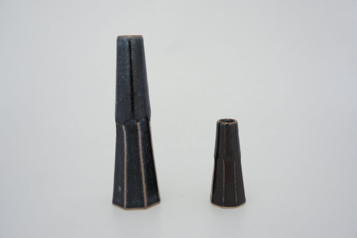 下面取筒花入（豆 高さ約11cm）黒 （08） | 出西窯 on-line STORE