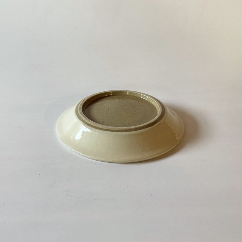 縁付平皿（6寸／約18㎝）白 （12） | 出西窯 on-line STORE
