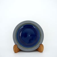 縁鉄砂呉須釉皿（3.5寸／約10.5㎝）呉須・縁鉄　（03）