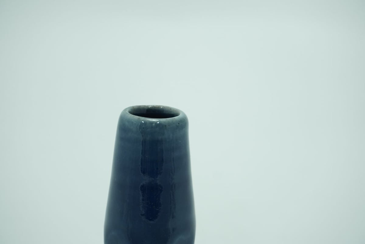 下面取筒花入（豆 高さ約11cm）呉須（08） | 出西窯 on-line STORE