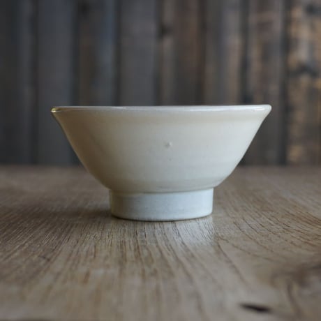 ご飯茶碗（小　口径約11.5cm・高さ約6cm）白　（08）