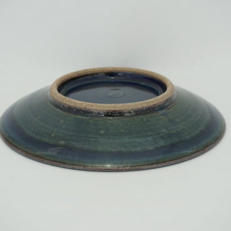 縁鉄砂呉須釉皿（7寸／約21㎝）呉須・縁鉄　（01）