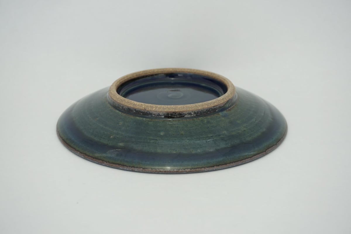 縁鉄砂呉須釉皿（7寸／約21㎝）呉須・縁鉄 （01） | 出西窯 on-line STORE