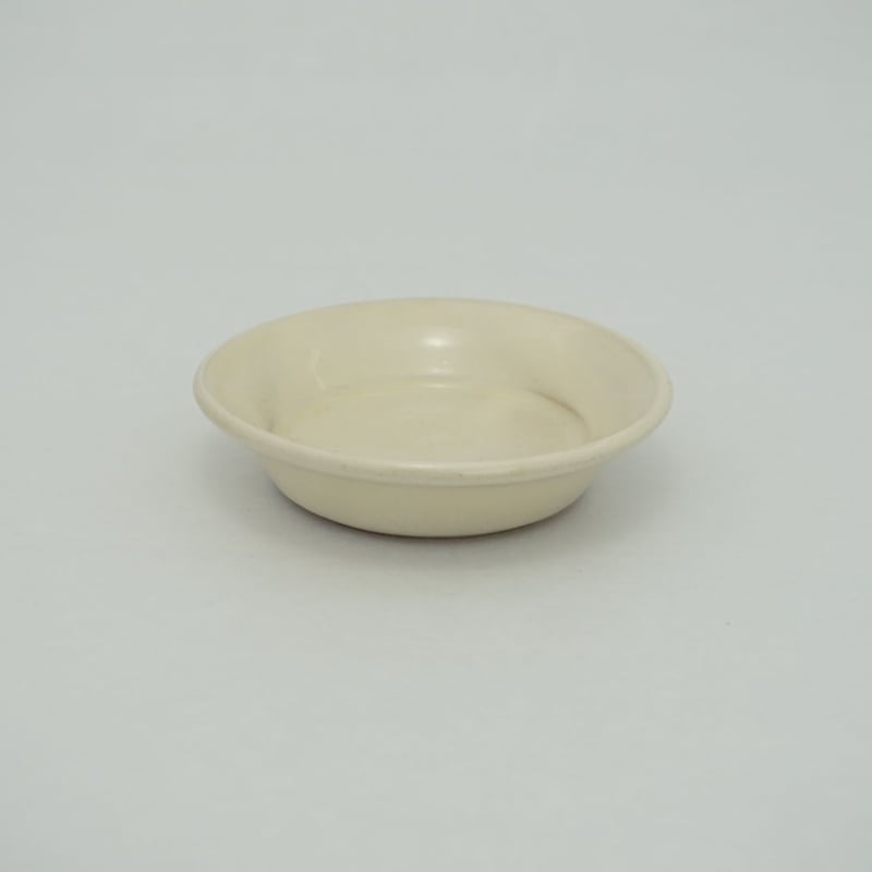縁付平皿（3.5寸／約10.5㎝）白 （08） | 出西窯 on-line STORE