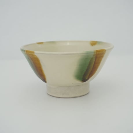ご飯茶碗（大　口径約12.5cm・高さ約6.5cm）三彩　（08）