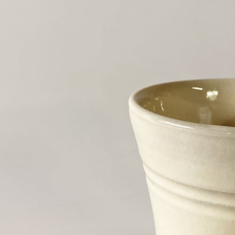 フリーカップ　白（口径約9cm・高さ約10cm)　（03）