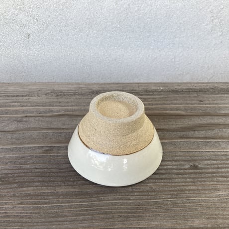 ご飯茶碗（小　口径約11.5cm・高さ約6.5cm）白・下焼き締め　（09）