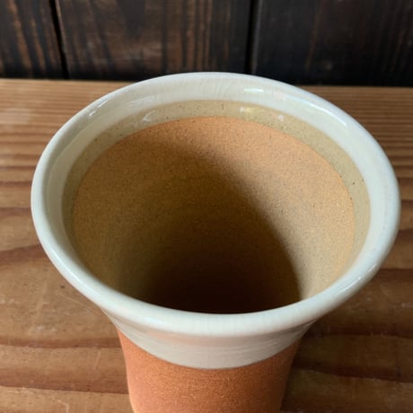 焼締めビールカップ（中　口径約7.5㎝・高さ約10.5㎝）白　（06）