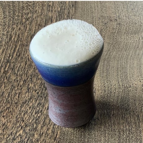 ビールカップ（口径約8㎝・高さ約12㎝）白・下鉄　（03）