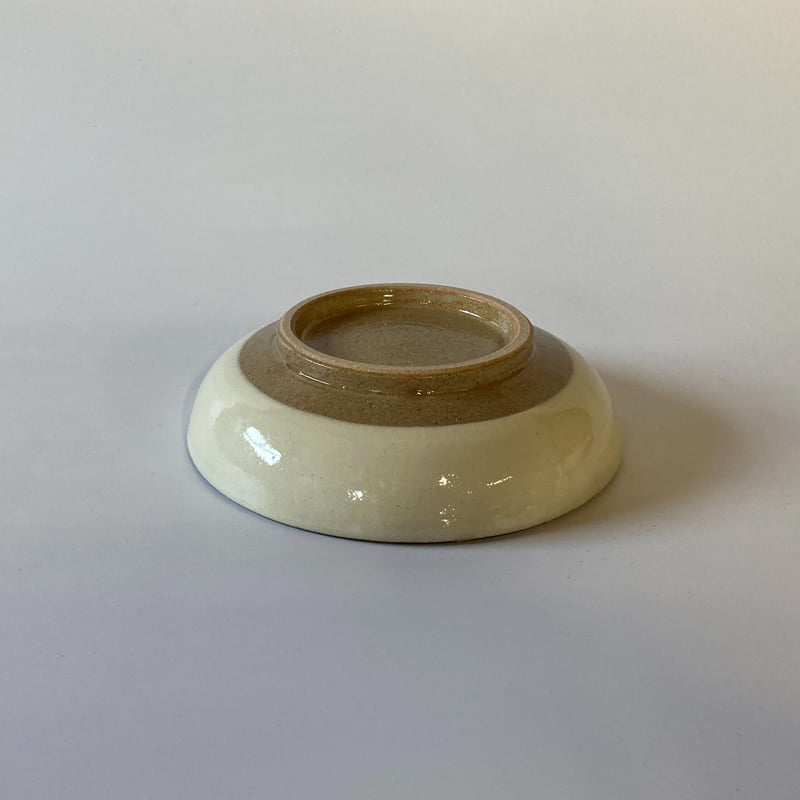 おでん皿（5寸／約15㎝）白縁鉄巻 （08） | 出西窯 on-line STORE