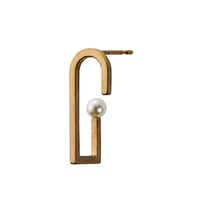 signum / Baby Akoya Pearl Single Earring