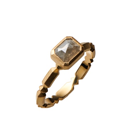 smoke / Natural Gray diamond Ring [sharp]