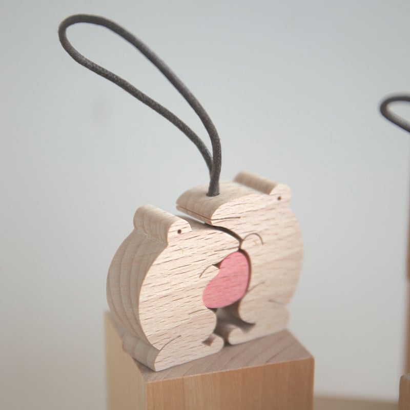 ハートのカエルさん KA337 | ミュージアムショップ ALIMALI