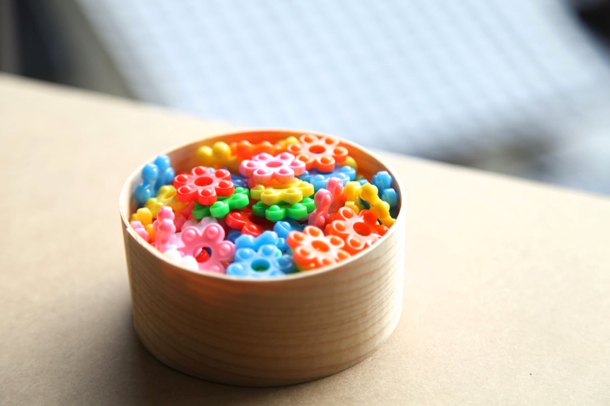 型押しおはじき　花　梅　はまぐり 押花 コースター カーネーション 木箱入り4枚セット | toumei