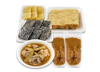 【冷凍配送】鶏ゴマ生姜鍋セット2～3人前（麻油雞鍋組）