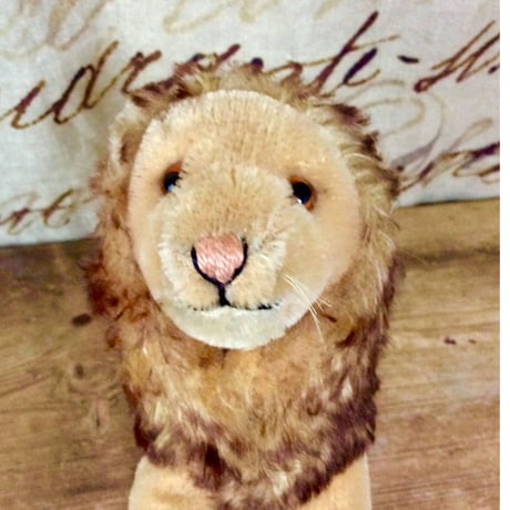 シュタイフアンティーク | STORES