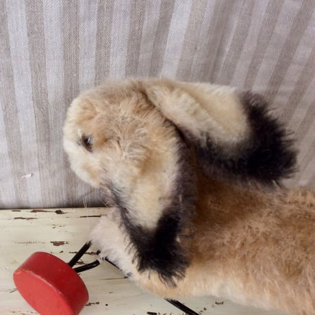 シュタイフ社 rabbit on wheels