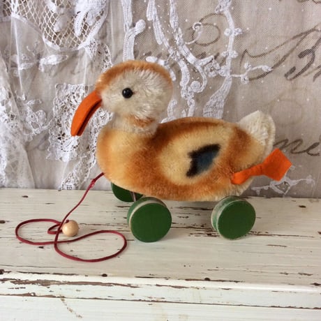 シュタイフ社 アヒルのpull toy