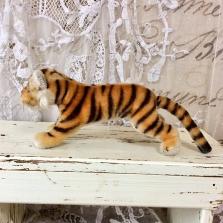 シュタイフ社 tiger cub①