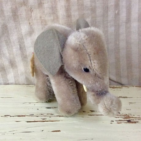 SALE!シュタイフ社ゾウさん