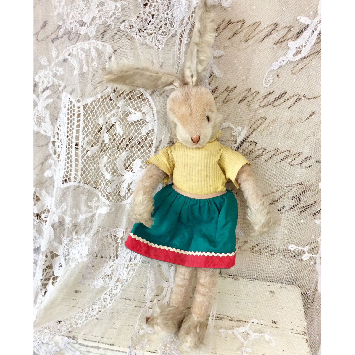 シュコー・ビゴベロ 女の子のウサギのぬいぐるみ 33cm ビンテージ品 シュコー社 bigobelloシリーズ ウサギ | sputnikplus online shop