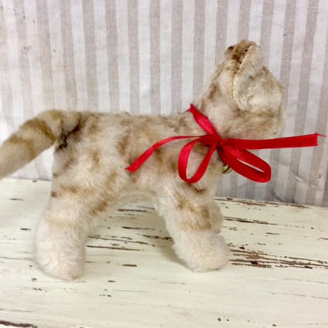 シュタイフ社 子猫のtapsy