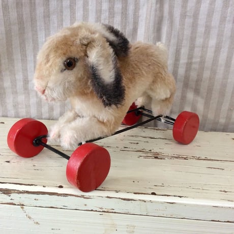 シュタイフ社 rabbit on wheels
