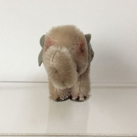 シュタイフ社 小さなゾウさん
