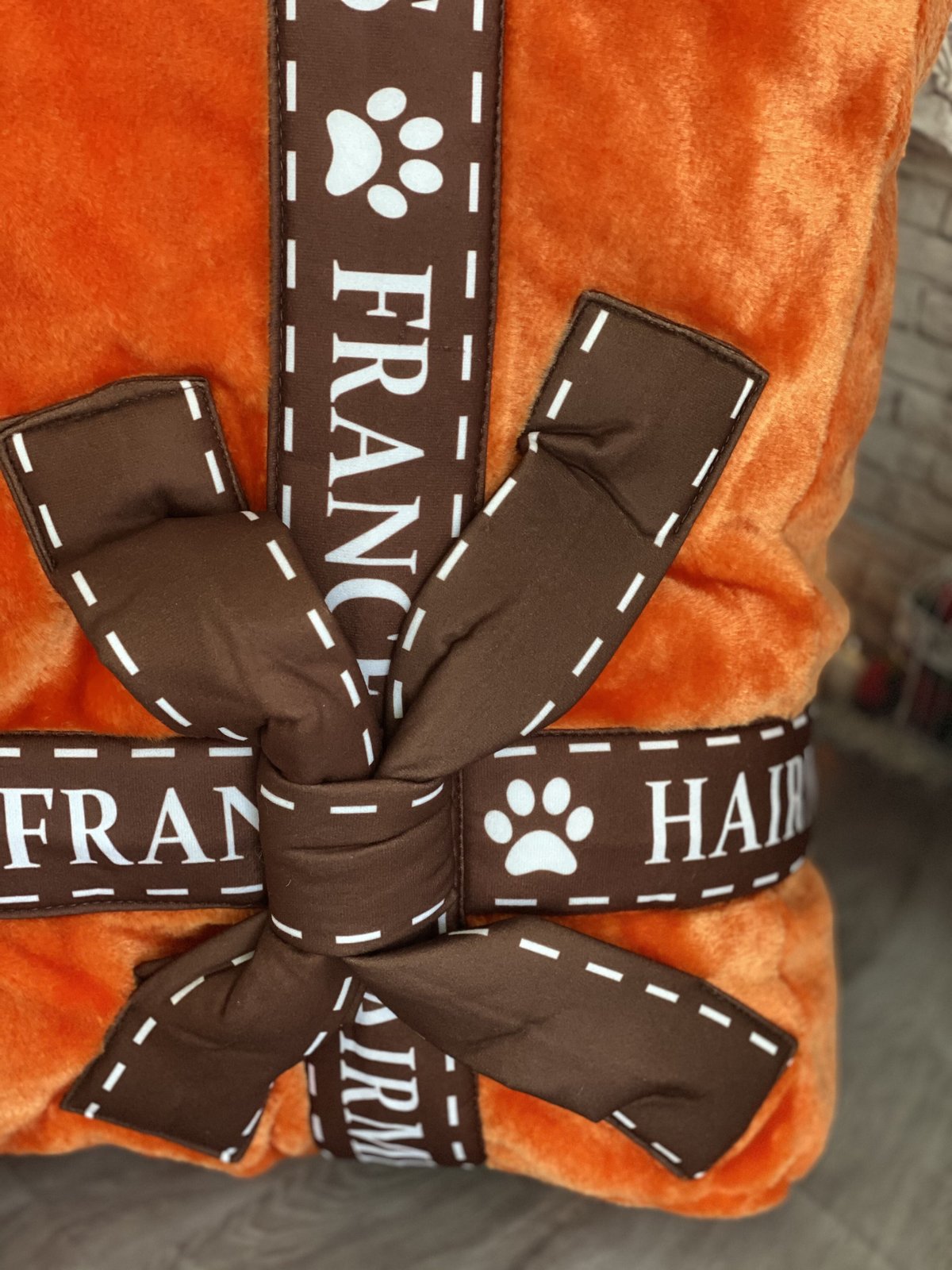 Dog Diggin Designs CHEWNEL パロディベッド　セレブ犬 お取り寄せ商品】Dog Diggin Designs Hairmesベッド | 犬用品セレク