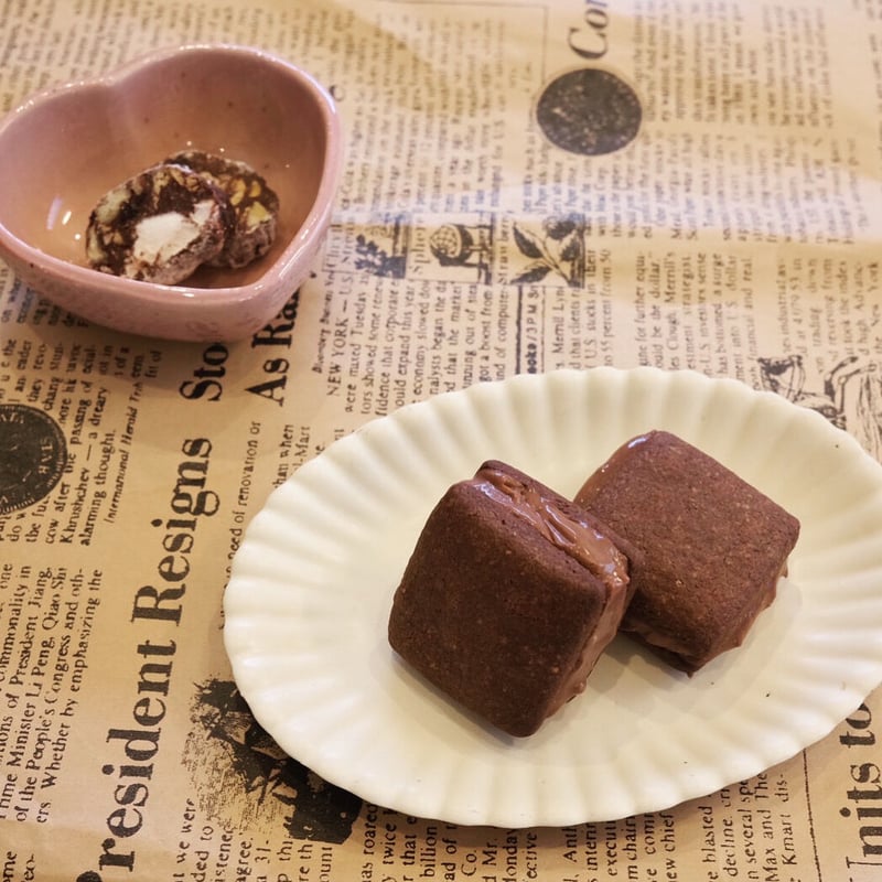 RINKA フリル オーバル プレート S | TOKONAME STORE