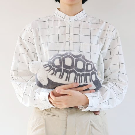 カメのクッション　Turtle Cushion