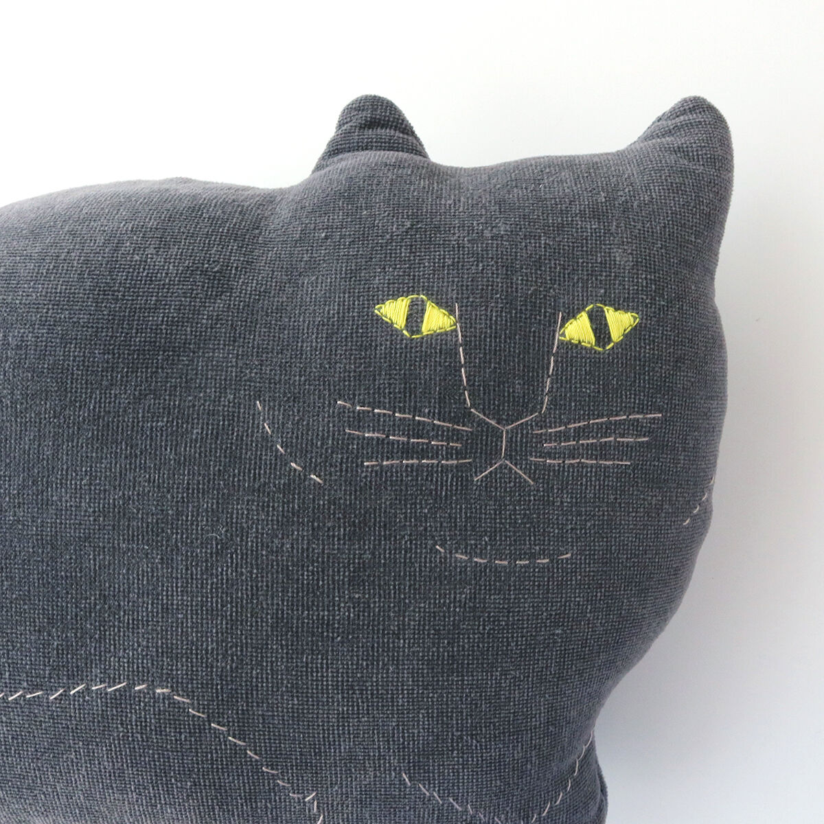 黒猫 ページ Photo by 木野聡子 (@akiko_kino) · October 17, 2025