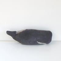クジラのクッション　Whale Cushion