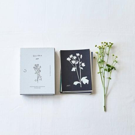 ポストカードセット　「Garden」布の切り絵　24枚セット　箱入り