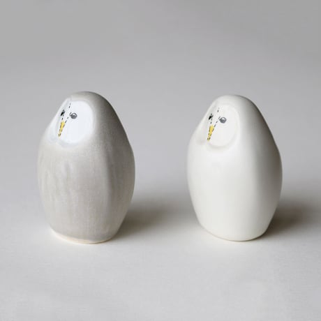 磁器のオブジェ　Porcelain Object